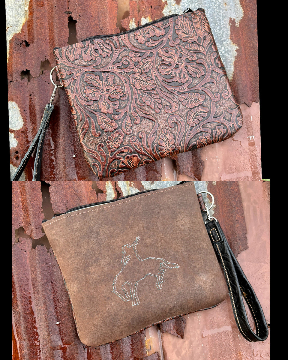 Bucking Horse Wristlet – Bar Circle L Leather Bags