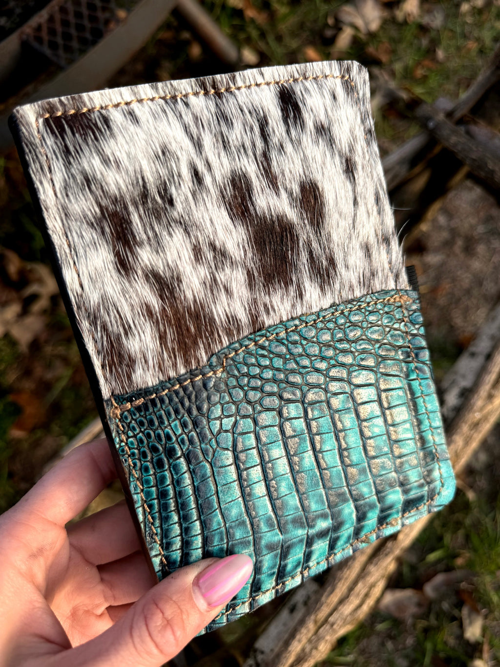 Mini Binder (Turquoise Gator)