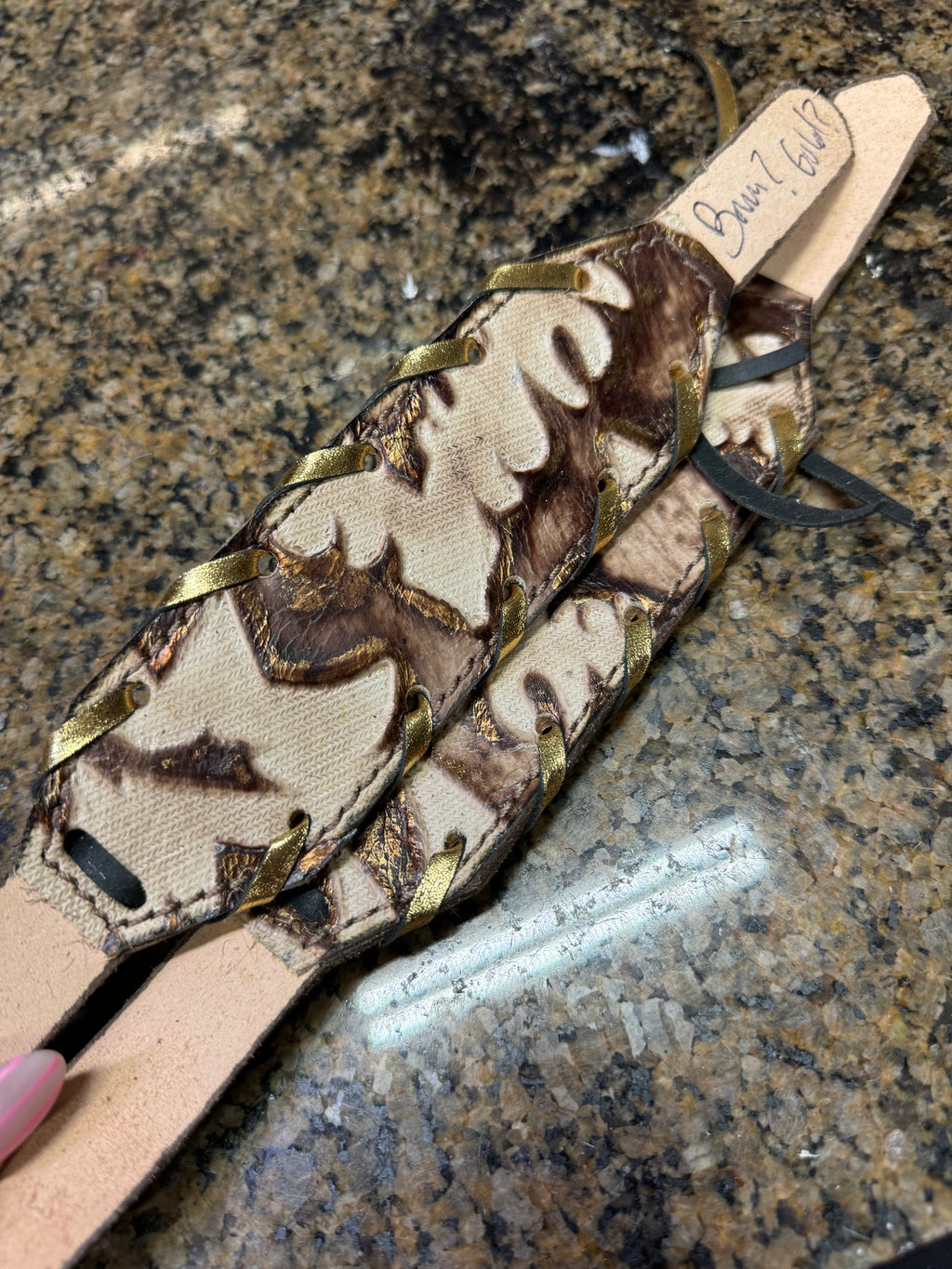 “Finish Your Own Way” Halter (Ivory Laredo)