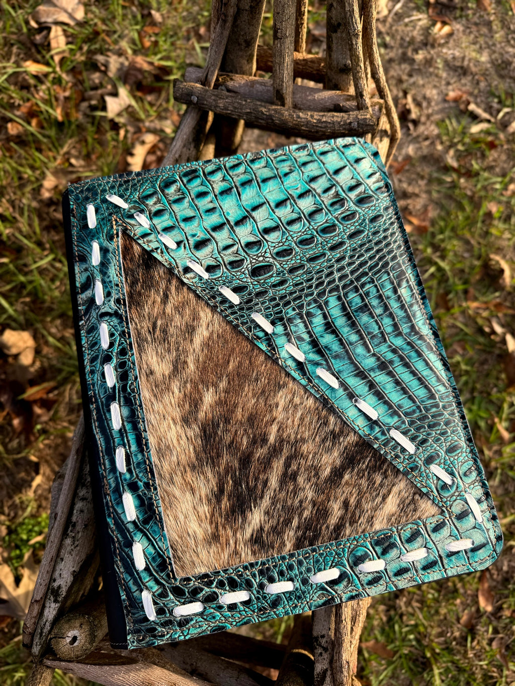 Full Size Binder (Turquoise Gator)