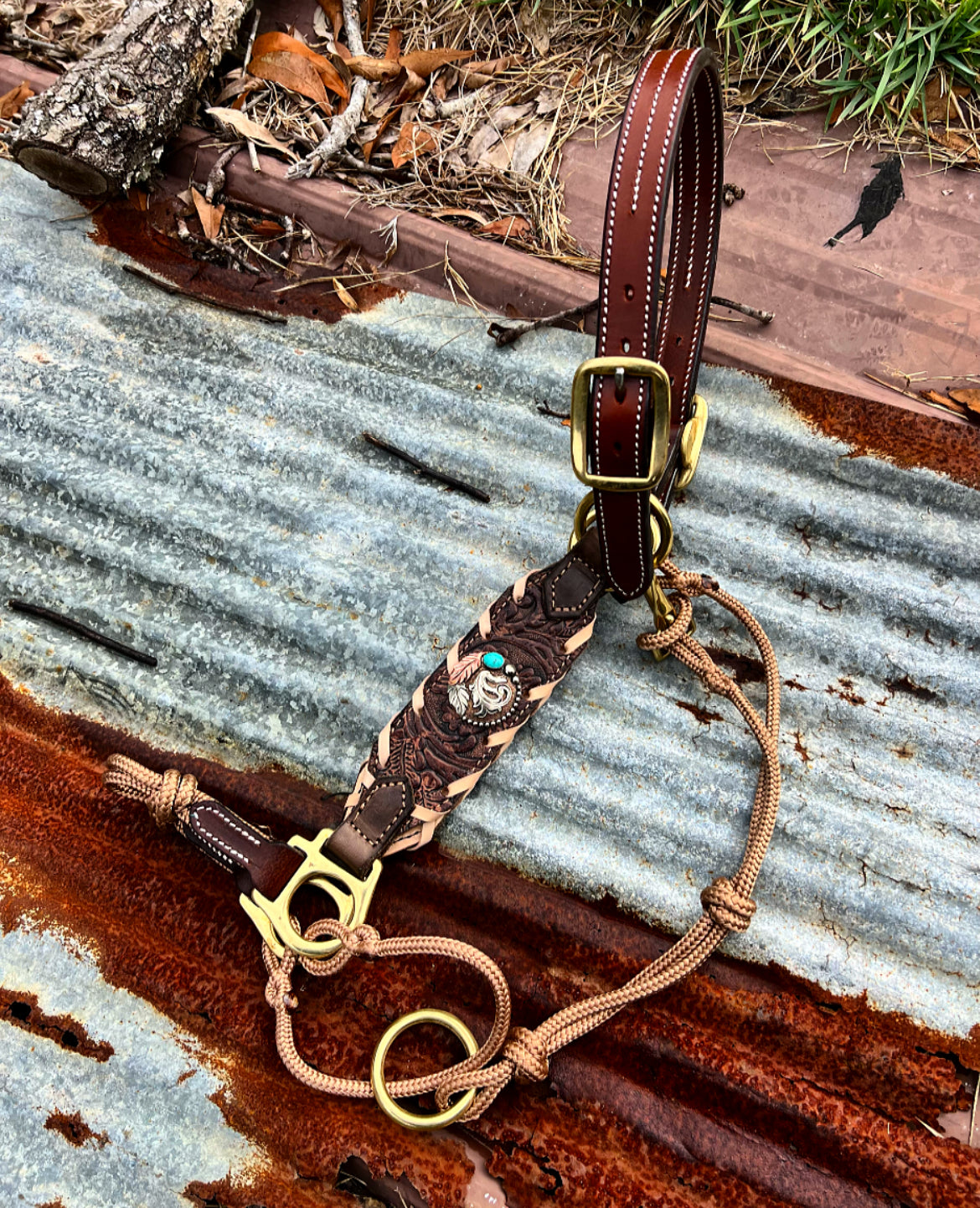 Custom Hybrid Halter