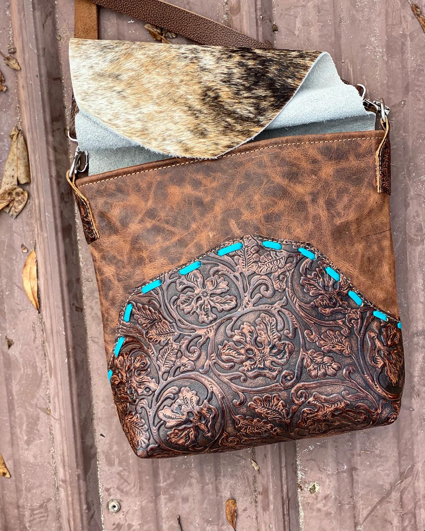 Handy Turquoise Buckstitched Boxed Bottom Purse
